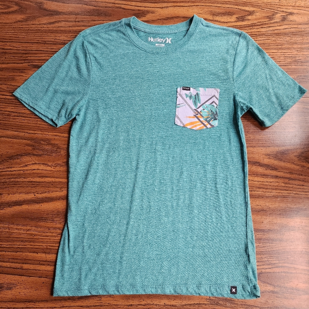 ​🏝️ Hurley Tropical One Pocket T-Shirt
